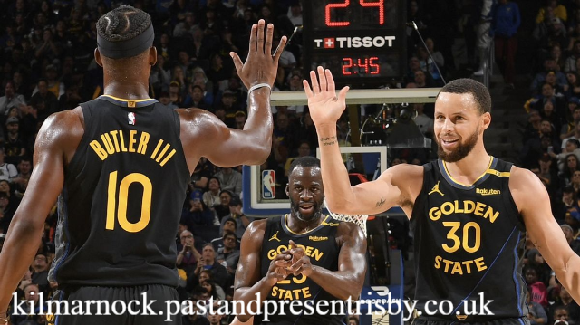 Stephen Curry Tampil Spektakuler Warriors Menang Atas Pelicans